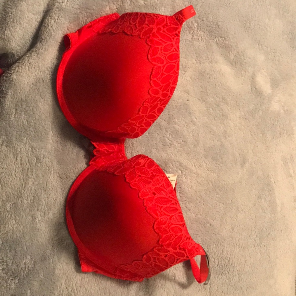 Aerie Bridget 38DD. Lace accents, lightly padded
